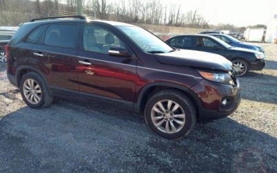 kia-sorento-2011-5xyku4a22bg013382-img1